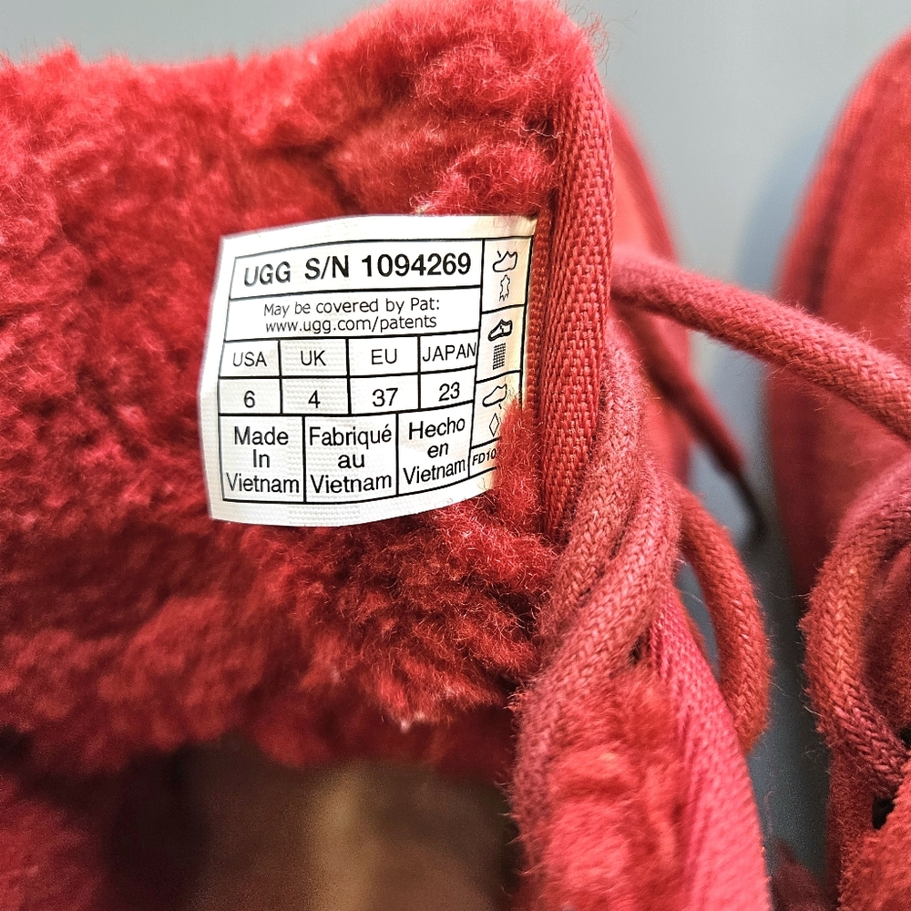 UGG Women's Red Neumel Chukka Boot US 6 EU 37 Leather Suede Shearling Lace Up - Picture 11 of 13